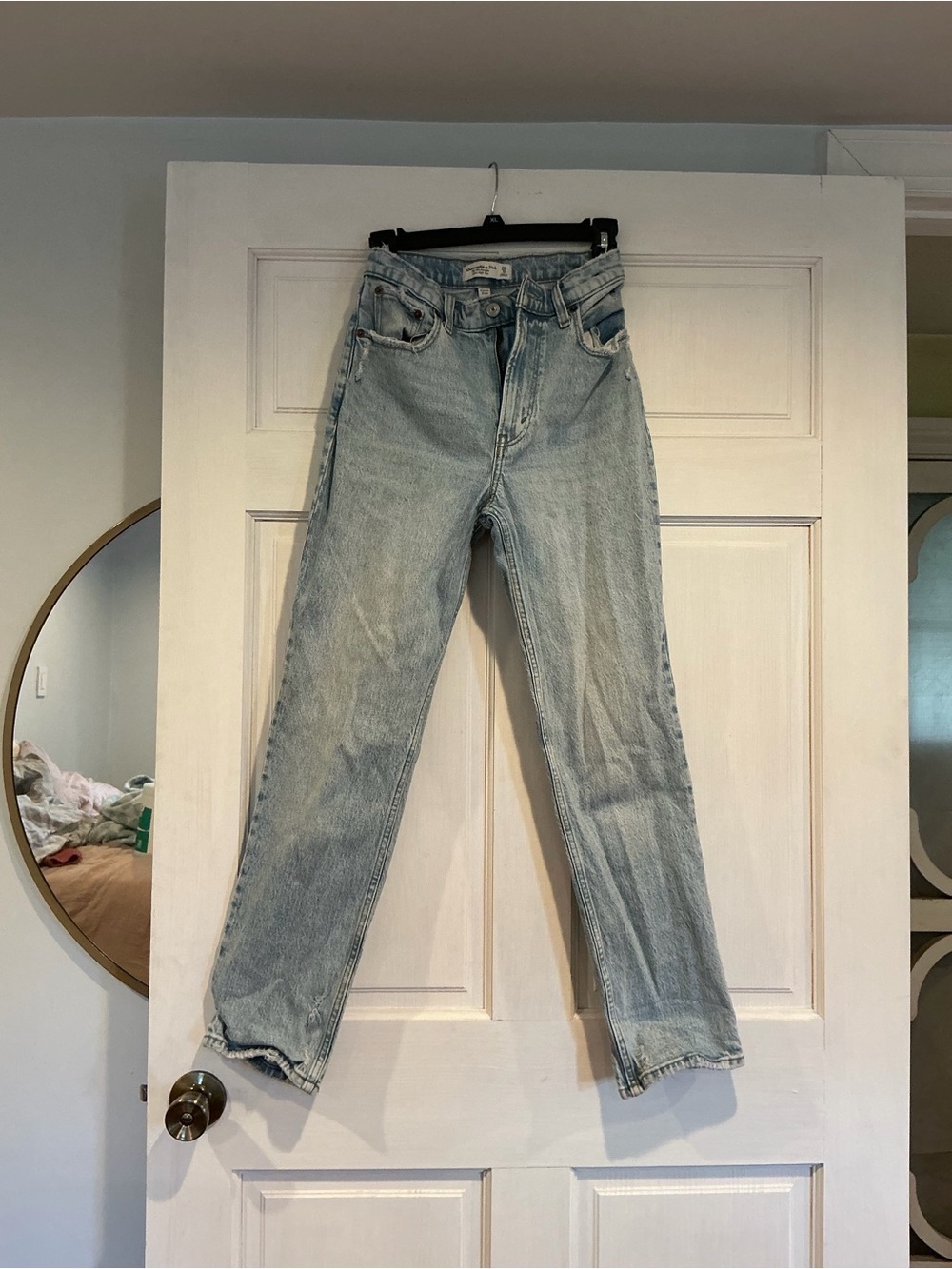 Abercrombie & Fitch Light Wash High-Rise Straight Jeans